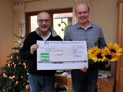 Spendenuebergabe Lichtblicke FotoStephanWolfert Web